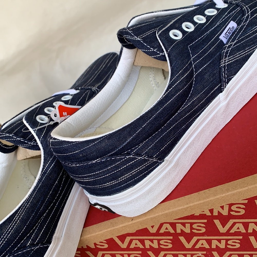 VANS ERA SUITING Dress Blues/Stripes WMNS - Picture 13 of 15
